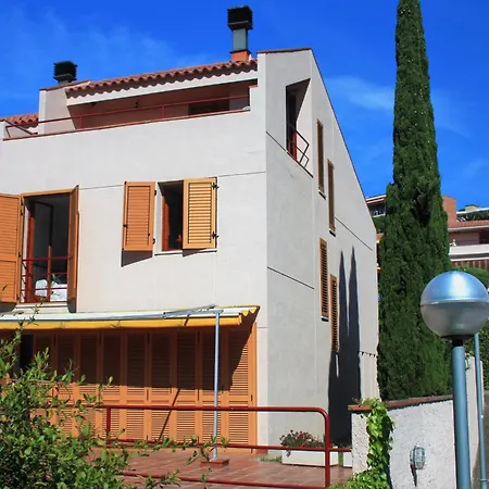Les Punxes E28066