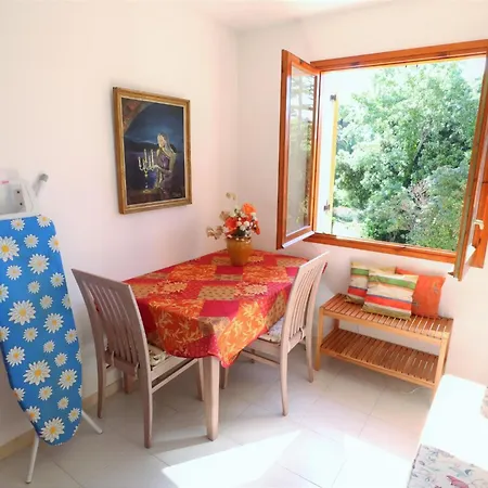 Holiday home Les Punxes E28066